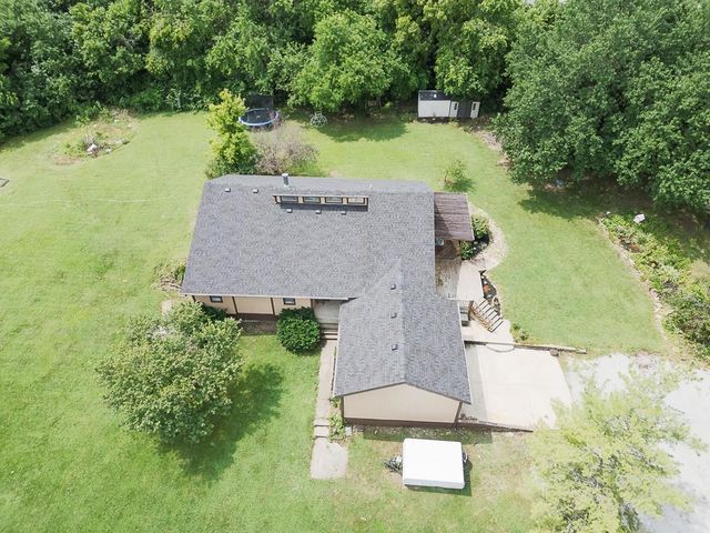 24131 126th Street, Leavenworth, KS 66048