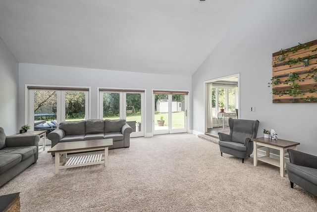 24131 126th Street, Leavenworth, KS 66048