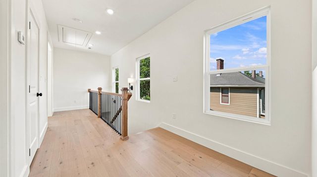1511 Chamberlain Avenue, Chattanooga, TN 37404