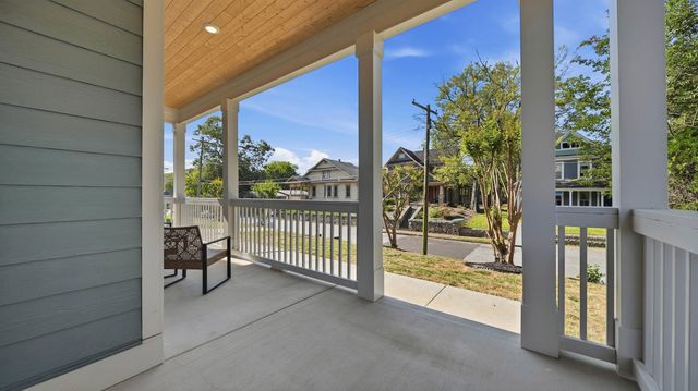 1511 Chamberlain Avenue, Chattanooga, TN 37404