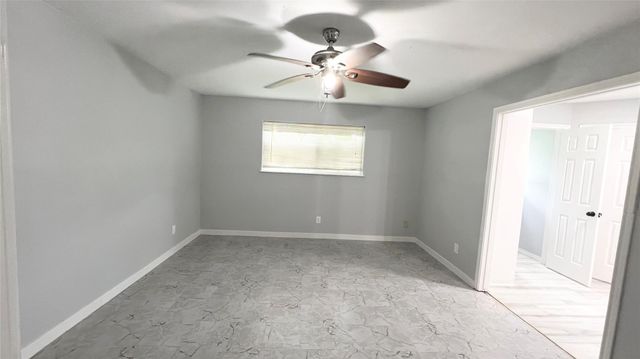 803 Glen Hollow Drive, Conroe, TX 77385