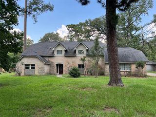 803 Glen Hollow Drive, Conroe, TX 77385