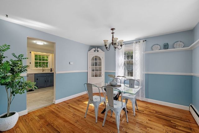 5 Palmer Rd, Beverly, MA 01915