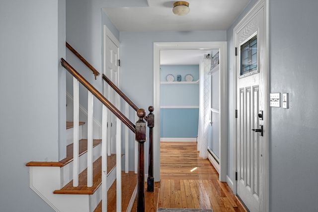 5 Palmer Rd, Beverly, MA 01915