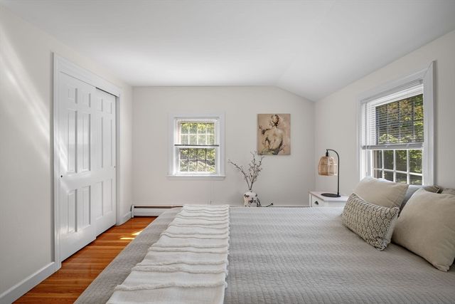 5 Palmer Rd, Beverly, MA 01915