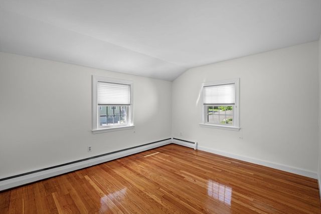 5 Palmer Rd, Beverly, MA 01915