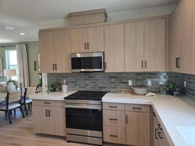 7608 Quest Lane, Santee, CA 92071