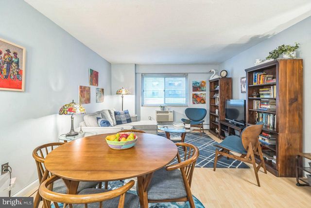 1900 John F Kennedy Blvd Apt 705, Philadelphia, PA 19103