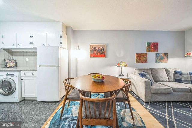 1900 John F Kennedy Blvd Apt 705, Philadelphia, PA 19103