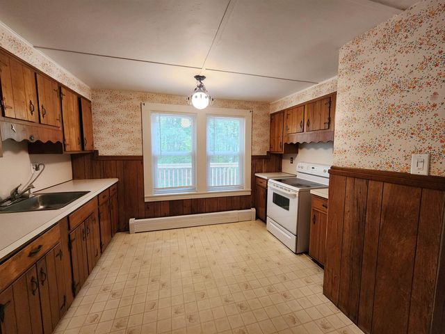 44 Kingston Road, Exeter, NH 03833