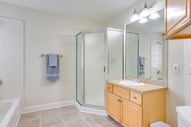 605 6 Street D, Kemah, TX 77565