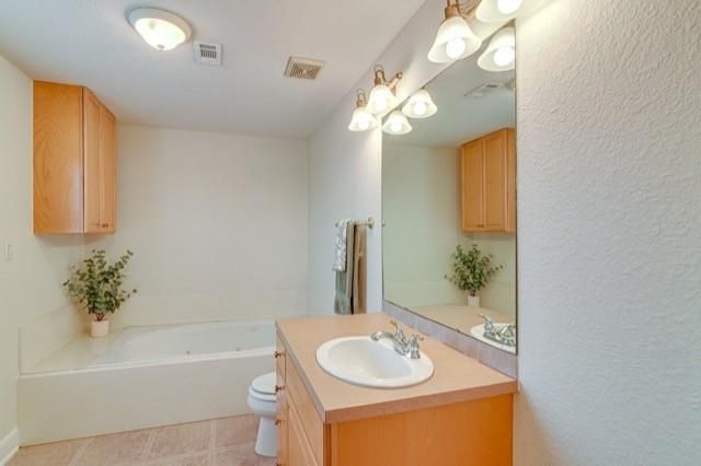 605 6 Street D, Kemah, TX 77565