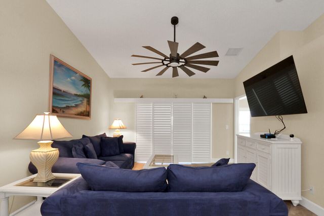 5153 Toscana Trail, Boynton Beach, FL 33437