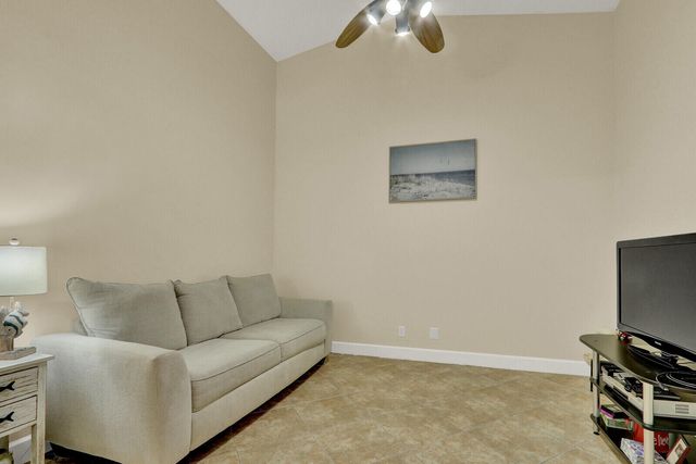 5153 Toscana Trail, Boynton Beach, FL 33437