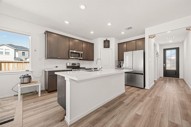 9747 Pettus Creek Drive, Cypress, TX 77433