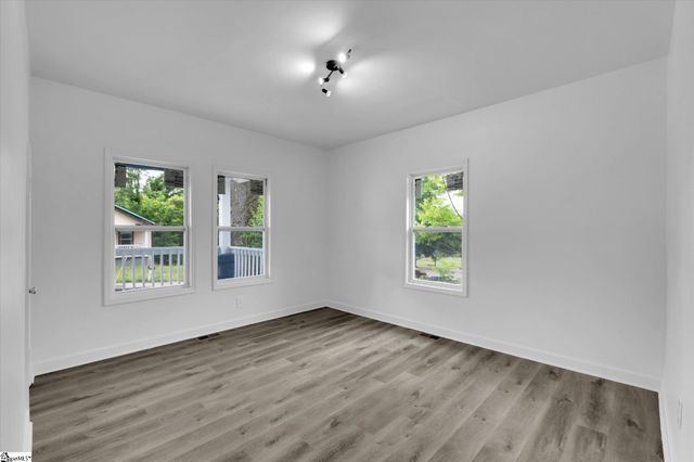 158 Seay Street, Spartanburg, SC 29306