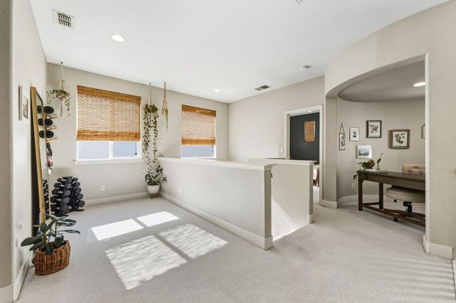 8096 Sienna Loop, Roseville, CA 95678