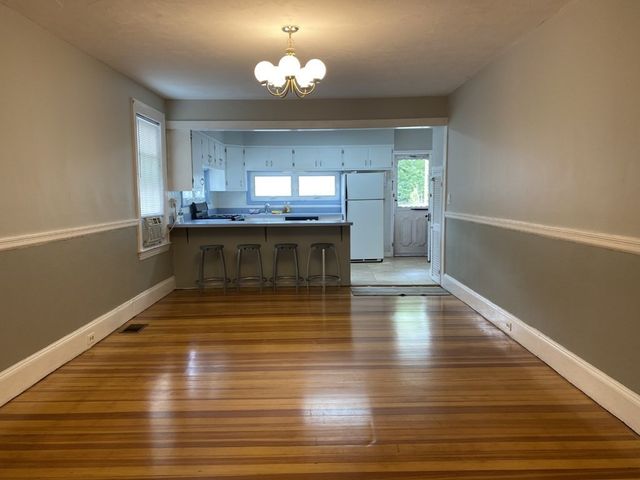 60 Washington Street 60, Wellesley, MA 02481