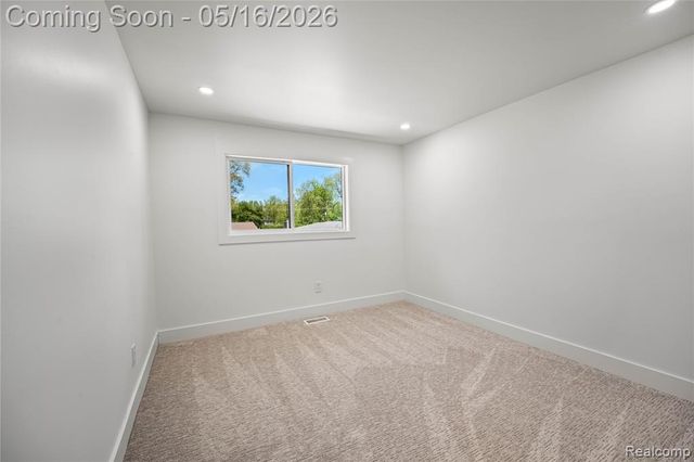6742 Canterbury Court, Shelby Twp, MI 48316