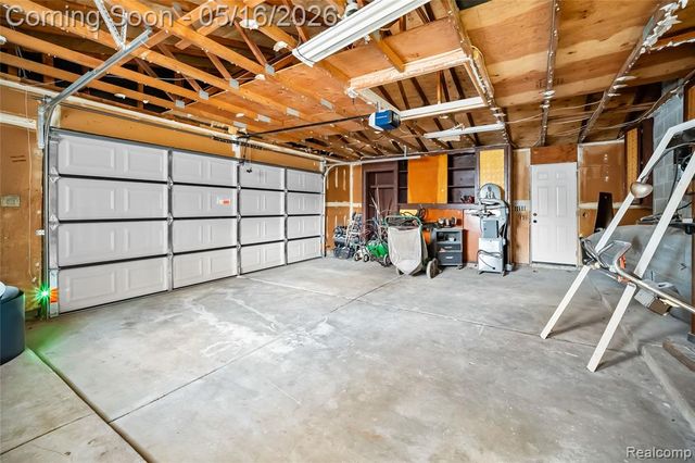 6742 Canterbury Court, Shelby Twp, MI 48316
