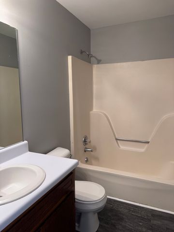 1510 W Knollwood Cir Apt 3, Clarksville, TN 37043