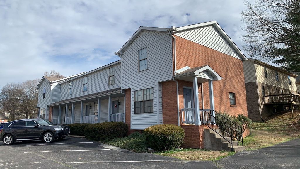 1510 W Knollwood Cir Apt 3, Clarksville, TN 37043