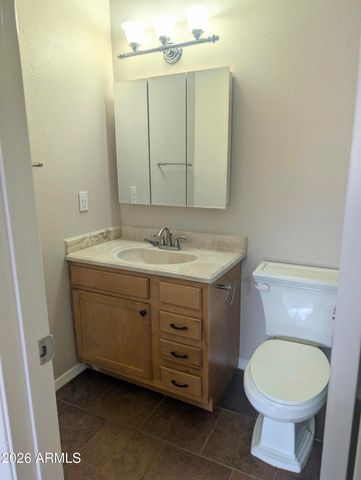 3039 N 38TH Street 1, Phoenix, AZ 85018