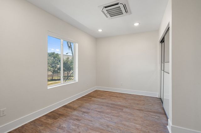4625 Virginia Avenue 101, Dallas, TX 75204