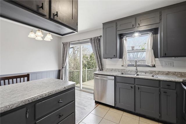 3527 S Adams Avenue, Independence, MO 64055