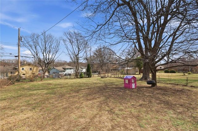 3527 S Adams Avenue, Independence, MO 64055