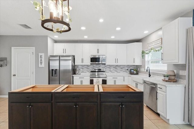 1018 ROBERTA ROAD, Lake Wales, FL 33853