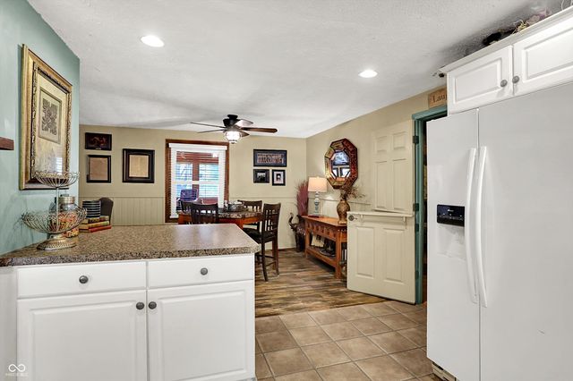 11833 Hoster Road, Carmel, IN 46033