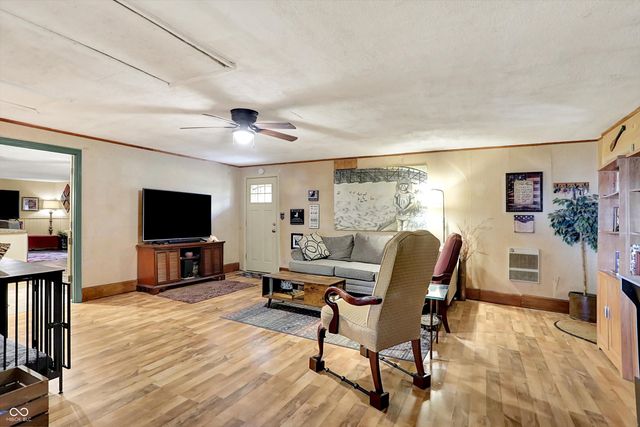 11833 Hoster Road, Carmel, IN 46033