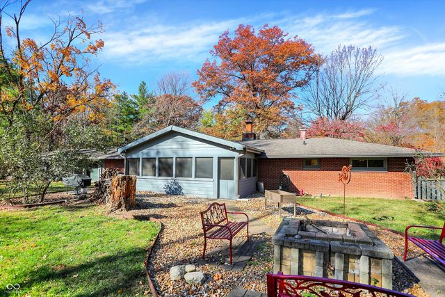 11833 Hoster Road, Carmel, IN 46033