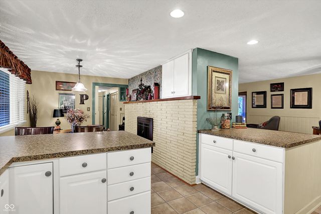 11833 Hoster Road, Carmel, IN 46033