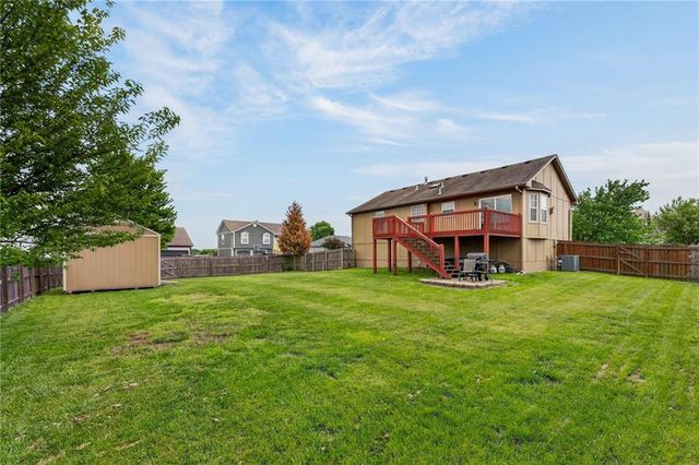 1204 Dogwood Drive, Greenwood, MO 64034