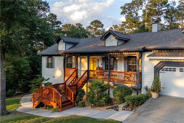 2390 Stone Drive, Lilburn, GA 30047