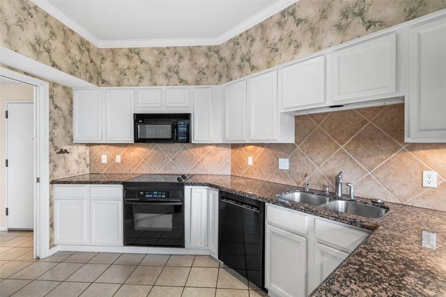 1111 Bering Drive 1005, Houston, TX 77057