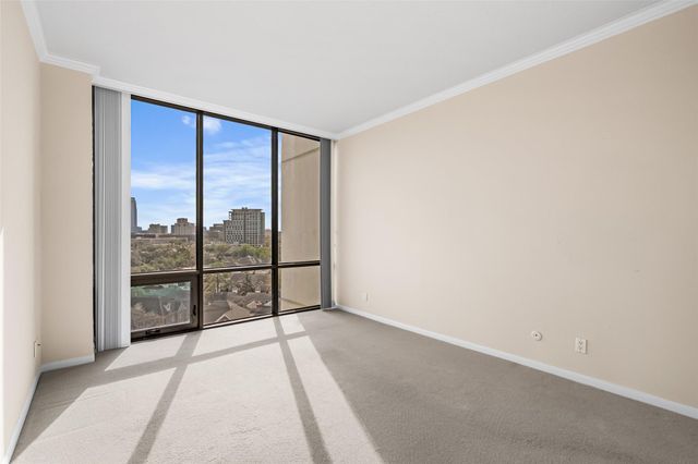 1111 Bering Drive 1005, Houston, TX 77057