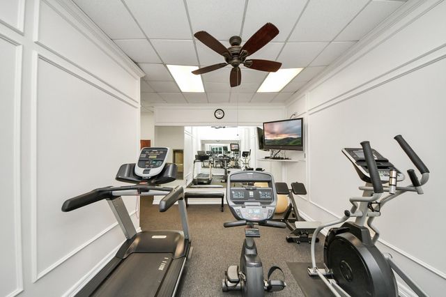 1111 Bering Drive 1005, Houston, TX 77057