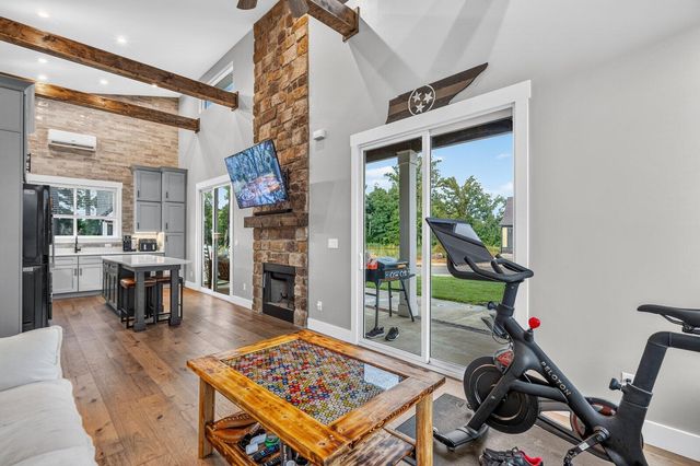 298 Idle Place Circle, Rossville, GA 30741