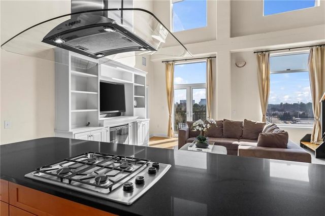 3820 Roswell NE Road 903, Atlanta, GA 30342