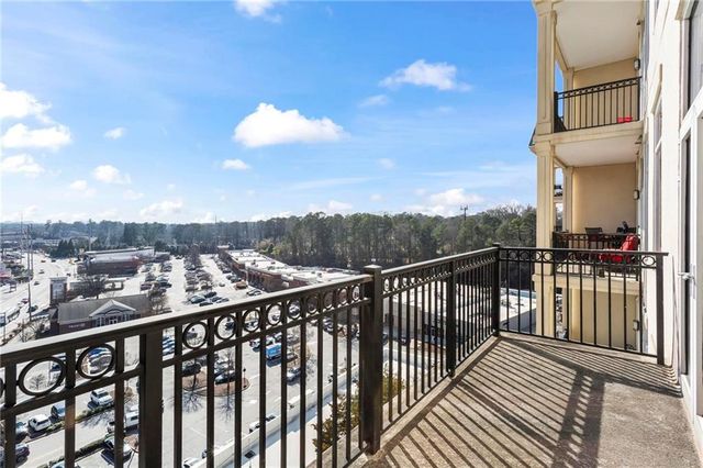 3820 Roswell NE Road 903, Atlanta, GA 30342