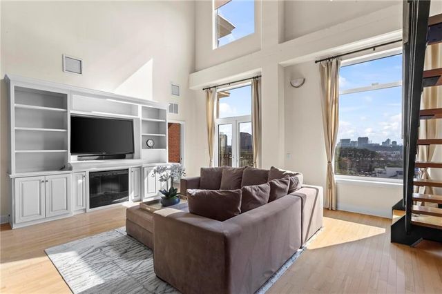 3820 Roswell NE Road 903, Atlanta, GA 30342