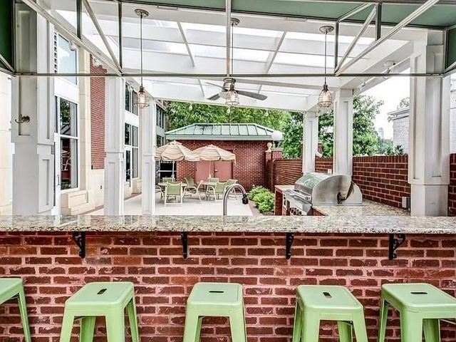 3820 Roswell NE Road 903, Atlanta, GA 30342