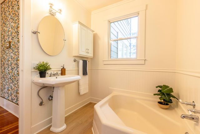 375 Linden Ave, Auburn, CA 95603