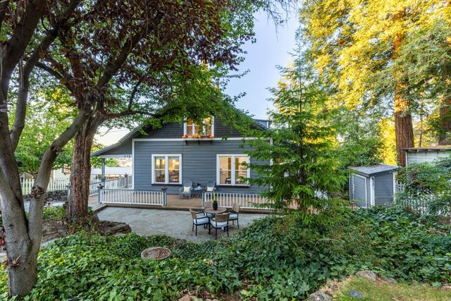 375 Linden Ave, Auburn, CA 95603