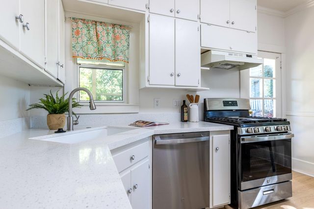 375 Linden Ave, Auburn, CA 95603