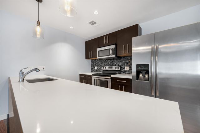 309 Stratford Street 18, Houston, TX 77006