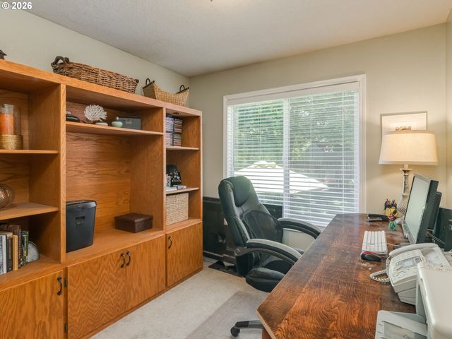 16843 Nw YORKTOWN Dr, Beaverton, OR 97006